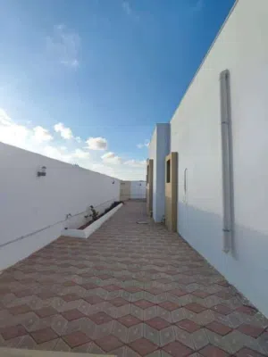 200 m2 4 Bedrooms Apartments for Rent in Benghazi Al-Sayeda A'esha