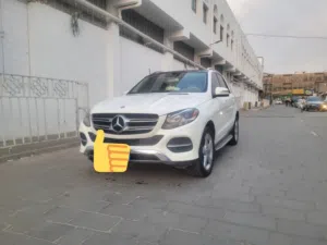 مرسيدس بنز 2018 فل كامل السياره ممتازه جدا