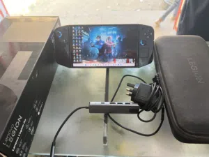 للبيع جهاز legion go مستعمل شهر