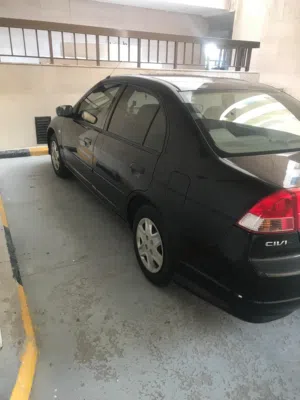 هوندا سيڤيك 2004 للبيع بحالة جيدة جداً