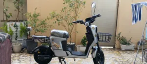 دراجه ار 9 دراجه نضيفه وسرعته 99 اخو الجديد بيه بوسه خفيفه متبين
