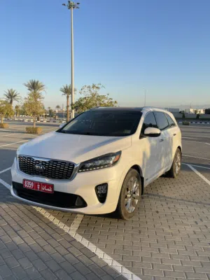 SUV Kia in Muscat