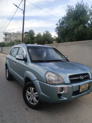 سيارة هيونداي توسان 2007 موديل، 7 جيد