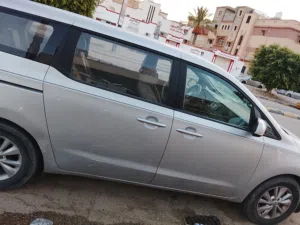 Used Kia Sedona in Tripoli