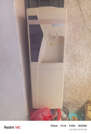 السلام عليكم ثلاجة مياه للبيع ربي يبارك ميا ثلجة عيب لا