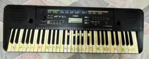 Yamaha PSR E253 Keyboard