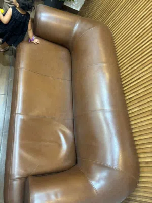 Office soafa. Good condition