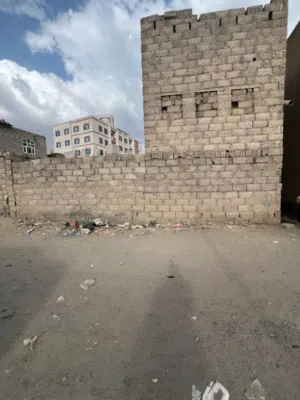 Building for Sale in Sana'a Shamlan