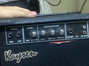 Ampو usb guitar link غير مستعملين غير مره audio interface او بيع وحده للبدل على