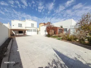 1045 m2 5 Bedrooms Villa for Rent in Abu Dhabi Al Shamkhah