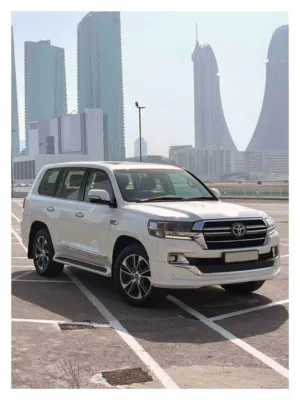2020 Toyota Land Cruiser GXR V8