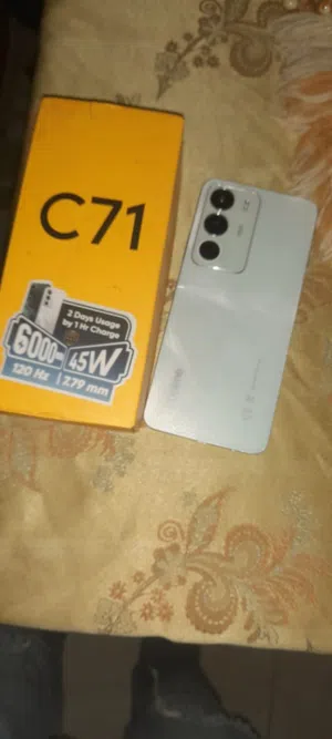 فون رلمي C71 مستعمل حاجات بسيطة 128 جيجا و 6 جيجارام