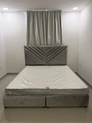 سرير 180*200 مع مرتبه