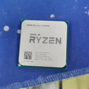 معالج Ryzen 3 2200G (نظيف)