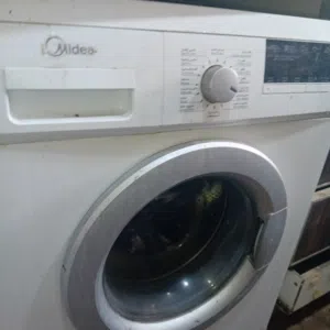 غساله اتوماتيك  نظيفه جدااا وبوتجاز كهرباء