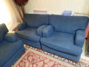 اثاث بيت للبيع كامل ، ليس مفرد ، الشراء للاثاث كامل ، الرجاء لا تتصل تشري مفرد ، يوجد نثريات مجانا