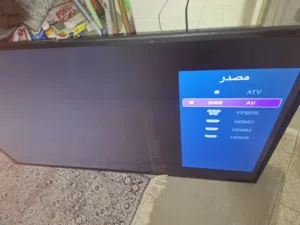 شاشة سمارت للبيع 55 بوصه بالمعادي