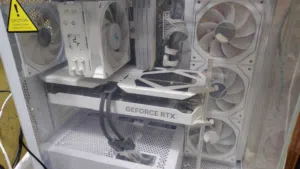 Pc  كت ابيض كامل جاهزة مع الوصولات والكراتين  استخدام  خفيف  I5 14400F  • B760M MSI WHITE DDR4  RAM