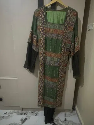 فستان خليجي للبيع