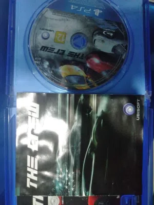 سيدي بلايستيشن لعبه The crew 1 مستعمل بدون اي خدش او مشكله لعبه سيارات كلها مغامرات ومهمات بأمريكا