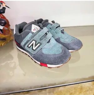 ‏ولادي ‏.‏ أحذية الاستخدام اليومي والرسمي ‏.‏ أخرى ‏.‏ جديد‏0