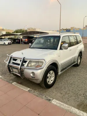 جيب ميستوبيشي باجيرو نظيف 2004 كامل المواصفات
