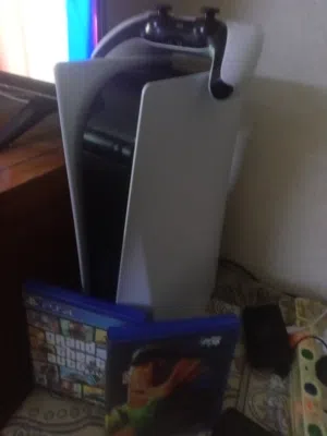 PS5 FAT VERSION WITH WWE 2K23 AND GTA5