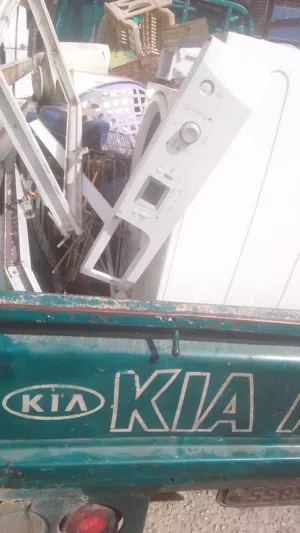 نشتري جميع انواع الخردوات الحديد الخزانات السكراب الكهربائية الشغالة إلا غير شغالة نشتري المنيوم