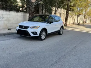 سيات ارونا ترخيص 21 فل اضافات ولا غرام بوية