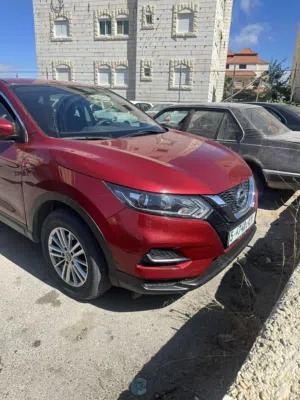 نيسان قشقااى