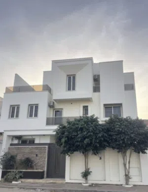 1000 m2 More than 6 bedrooms Villa for Sale in Tripoli Al-Seyaheyya