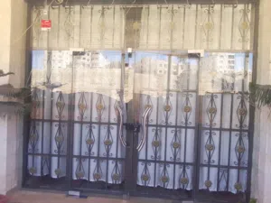 باب حديد امان ارتفاع 290 بي 340