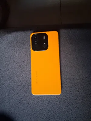 تليفون TEcno spark  الكاميرا الأمامية 5 M اصدار 12 البطارية 5000MAH 64 جيجا  مستعمل خفيف
