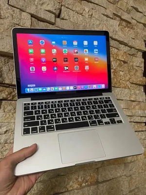 Apple . macOS . 13" . Used2