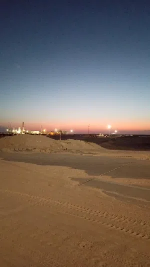 صالة عرض زناتة جنب مصرف الصحاري