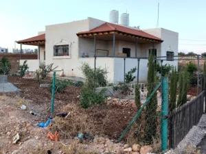 160 m2 2 Bedrooms Townhouse for Sale in Irbid An-Nuayyimah