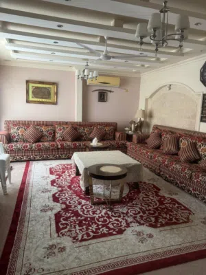 More than 6 bedrooms . More than 6 bathrooms . 338 m21