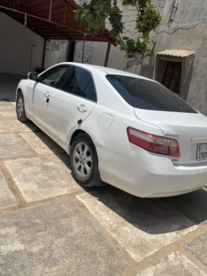 تويوتا كمري 2010 سيار الله يبارك مشيها 140 الف