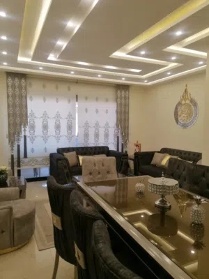 شقه طابق ثالث مع رووف للبيع تلفون