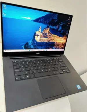 Dell Precision 5540 i7-9850H 32GB RAM ,1TB SSD 15.6" UHD 4k TOUCH, 4GB NVIDIA WIN 11