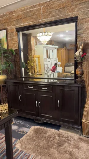 طاولة سفره مع فضيه