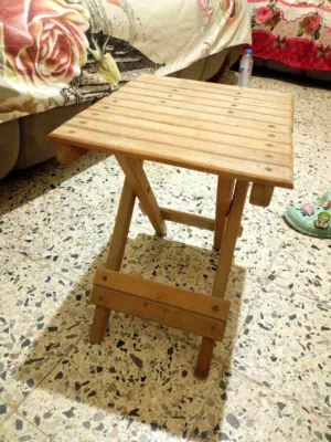 3 كراسي بحر وللمنزل خشب زان بحاله ممتازه سعرهم الثلاثه 1200 ج وسرير عرض 140*2 خشب زان بحاله ممتازه