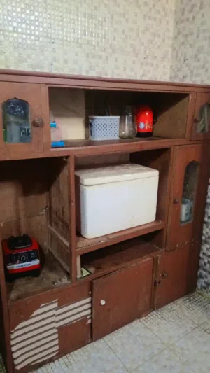 معرض مال تلفزيون خشب عراقي