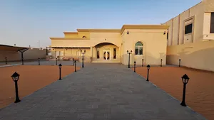 350 m2 4 Bedrooms Villa for Sale in Ras Al Khaimah Al Ghubb