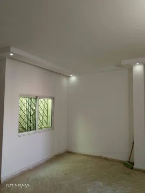 125 m2 3 Bedrooms Apartments for Sale in Zarqa Al Zarqa Al Jadeedeh
