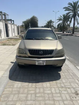 لكزس RX 300