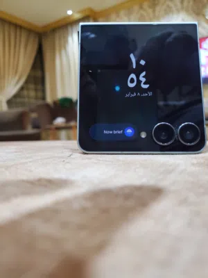 Samsung Galaxy Z Flip7 512 GB in Ajman