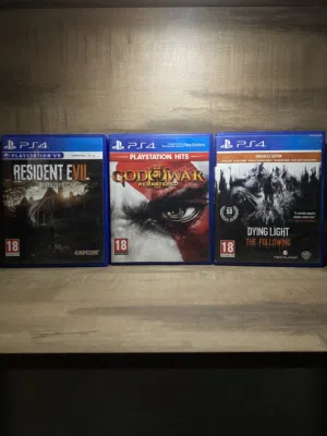 اشرطة بلاستيشن فوّر بحالة ممتازه