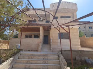 340 m2 5 Bedrooms Townhouse for Sale in Zarqa Dahiet Al Amera Haya