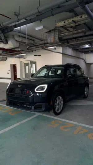MINI Countryman S ALL4  - 2025 - American Specs - 16,000 Km Only - Under Warranty